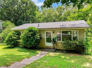 12 Old Turnpike Rd, Arden, NC 28704