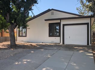 4830 Rampion Way, Sun Valley, NV 89433