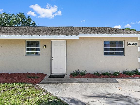 2nd image of 4548 SE Salvatori Road