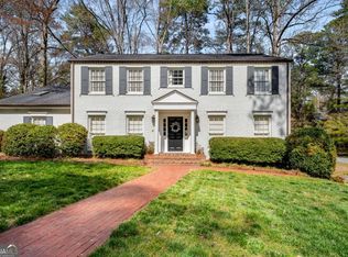 2955 Rhodenhaven Dr NW, Atlanta, GA 30327