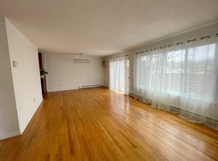 77 Sharon Ln, Wethersfield, CT 06109