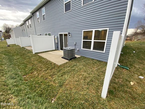 5th image of 532 Vogt Dr