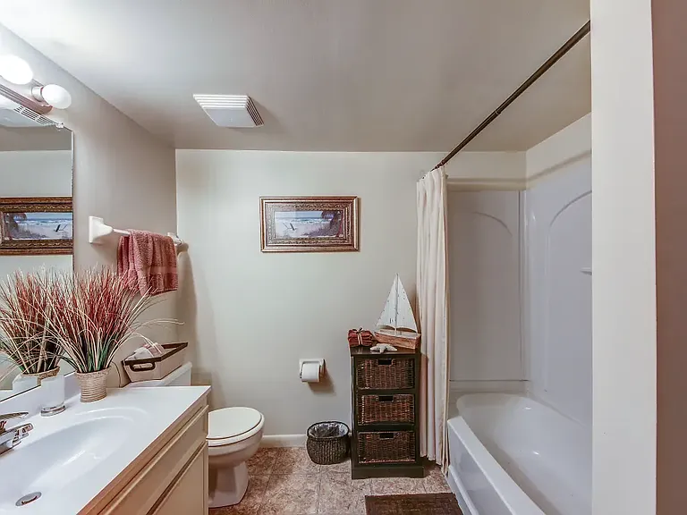 The Dunes Apartments — Photo 12
