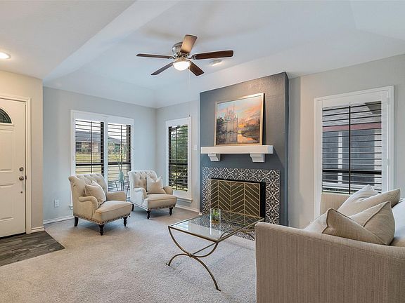 5th image of 321 Pepperwood St #1