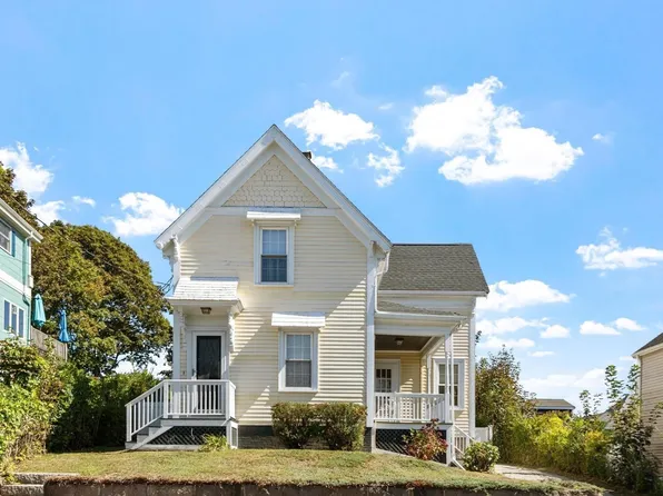 37 Hartz St, Gloucester, MA 01930