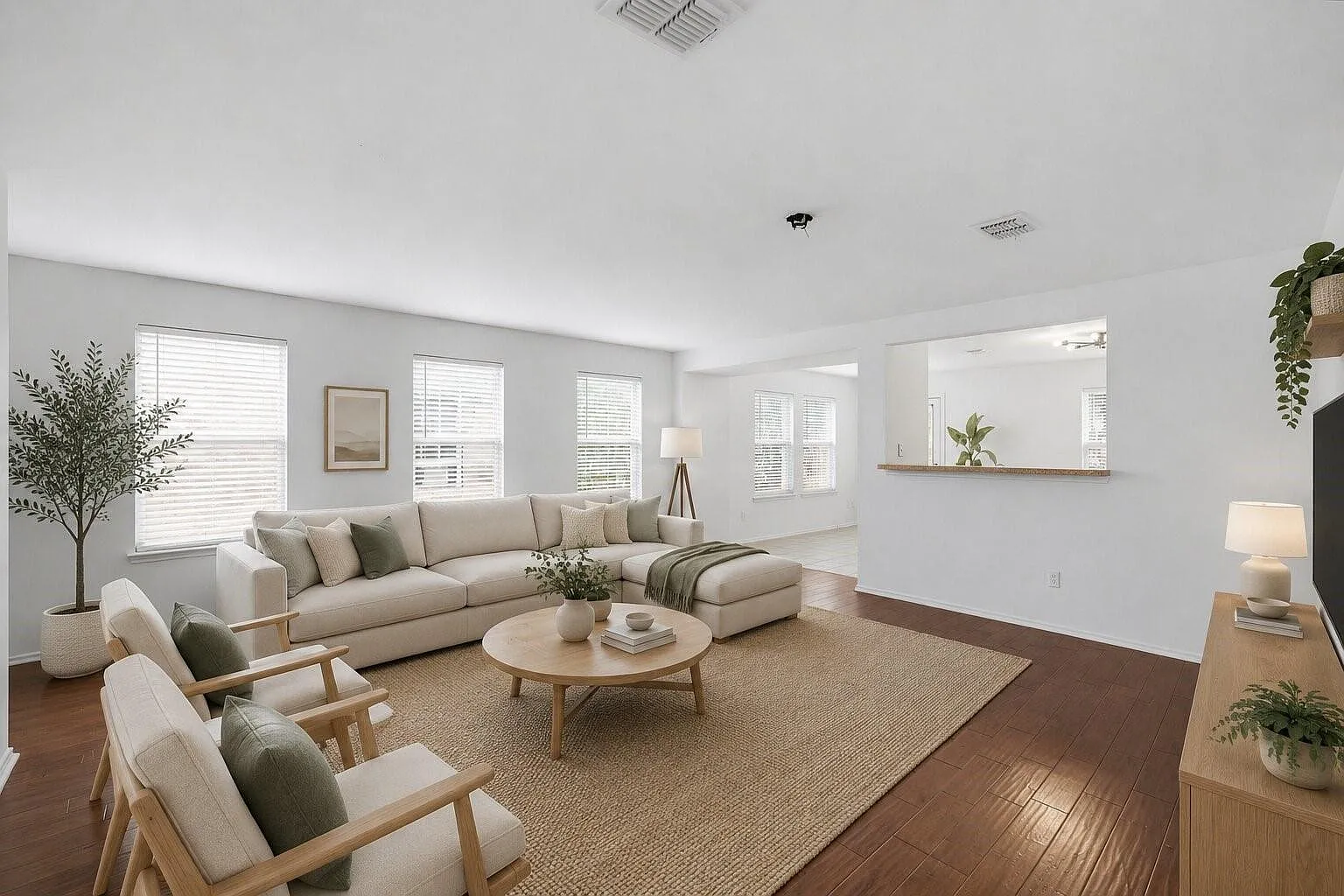 3 bed, 1672 sqft, $1,985 — Photo 1