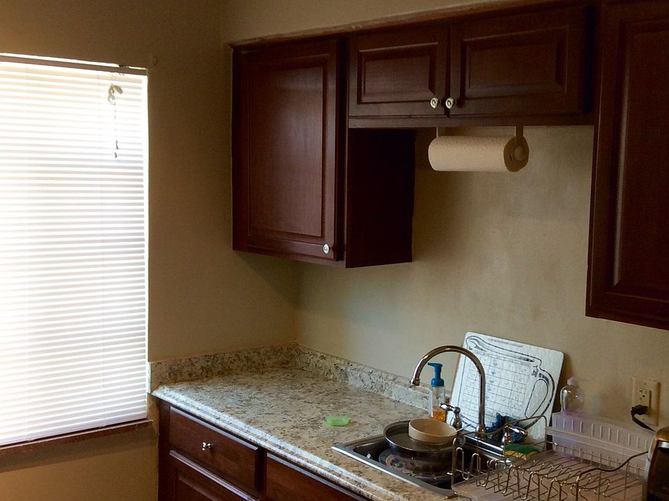 1st image of 814 Ellison Ave APT 3