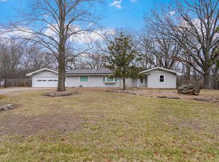4760 S Roslyn Ave, Springfield, MO 65804