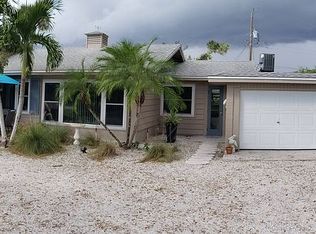 612 Narvaezi St, Venice, FL 34285