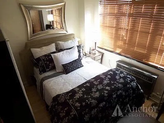 Rented by Anchor Associates | media 3