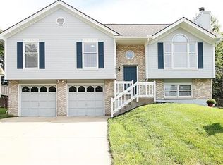 7329 NW Rhode Ave, Kansas City, MO 64152