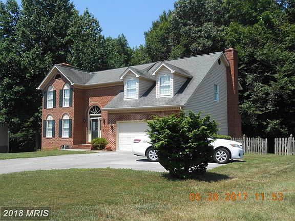 3rd image of 103 Westmorland Ct