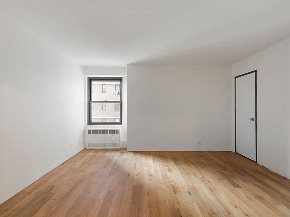 4th image of 266 E Broadway APT B805