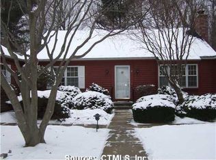 4 Hampshire Rd, Madison, CT 06443