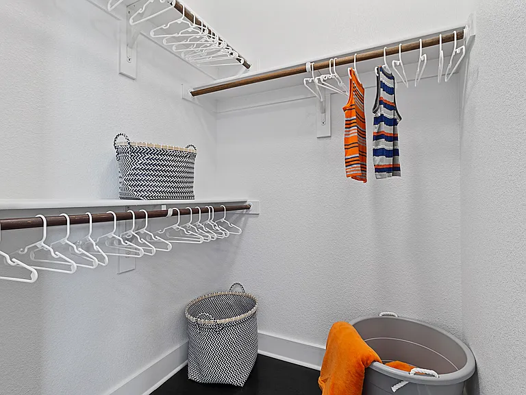 D1-Starfish-Closet D1-Starfish-Closet