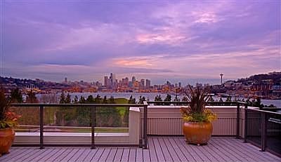 Views of Lake Union and city from roof top deck.