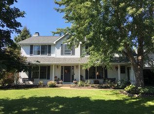W716 River Bend Dr, Kaukauna, WI 54130