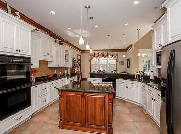 4th image of 1403 Palmadeo Ct