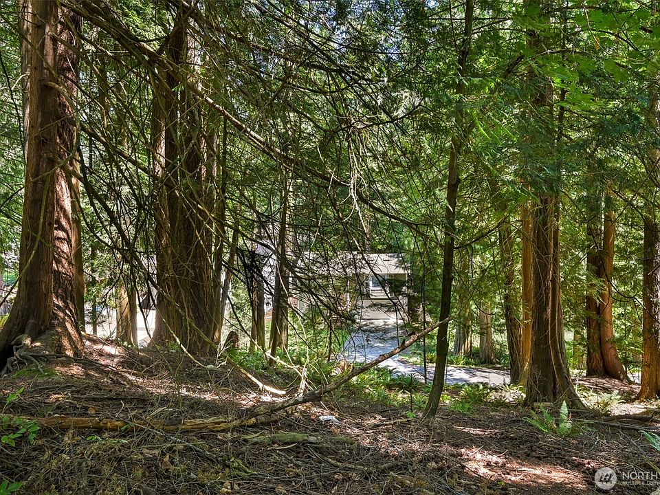1st image of 30 Canyon Court