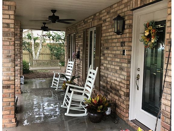 front porch with 2 fans