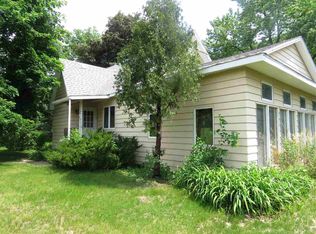 606 Longfellow Ave, Waterloo, IA 50703