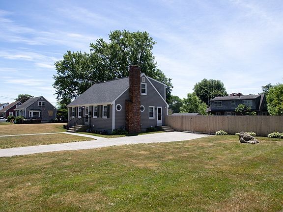 5th image of 100 Sycamore St