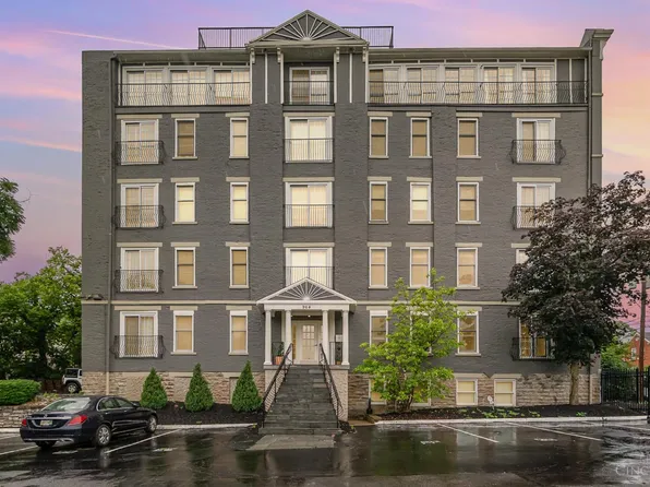 964 Auburnview Dr APT 3E, Cincinnati, OH 45206