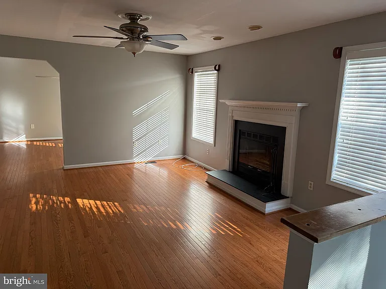50 Dorothy Ln — Photo 6