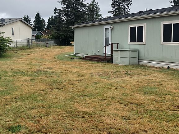 5th image of 11806 235th Avenue Ct E