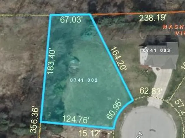W332N4520 GRACE COURT, Nashotah, WI 53058