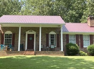 198 Potter Place Rd NW, Charleston, TN 37310