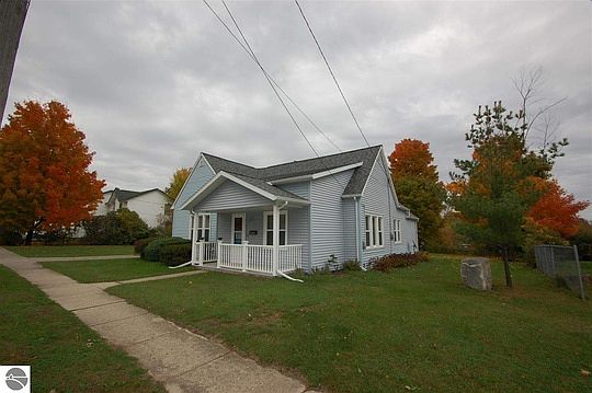 2nd image of 222 S 1st St
