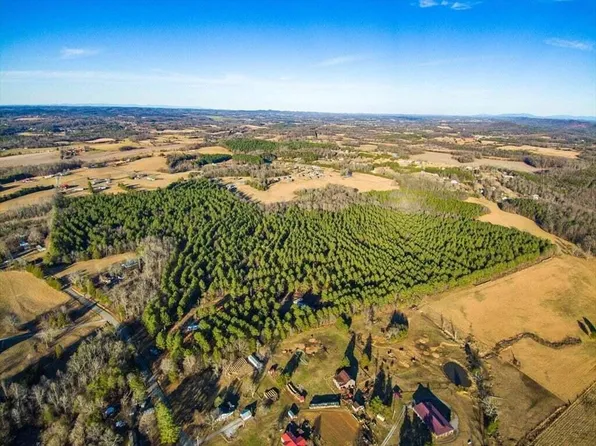 2227 County Road 561, Englewood, TN 37329