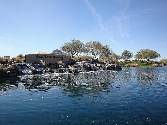 1st image of 33744 N Roadrunner Ln