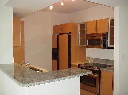 2nd image of 2775 NE 187th St APT 529