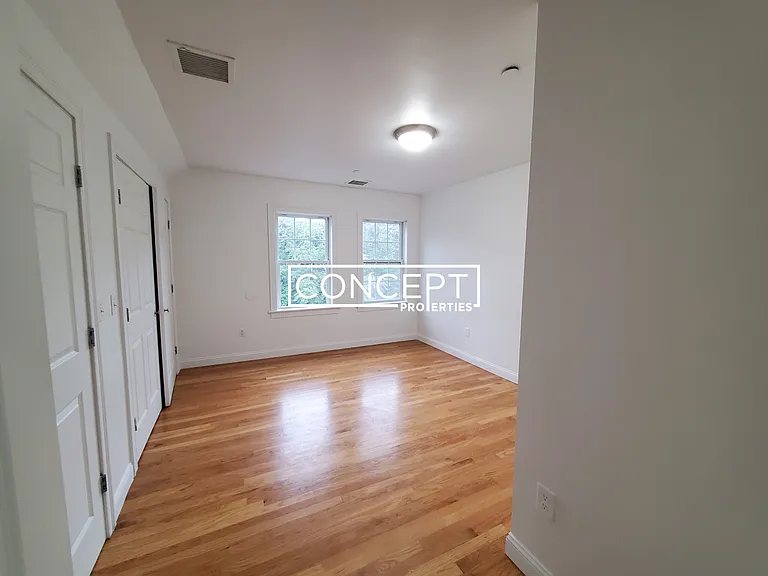 57 Circuit St #B — Photo 19