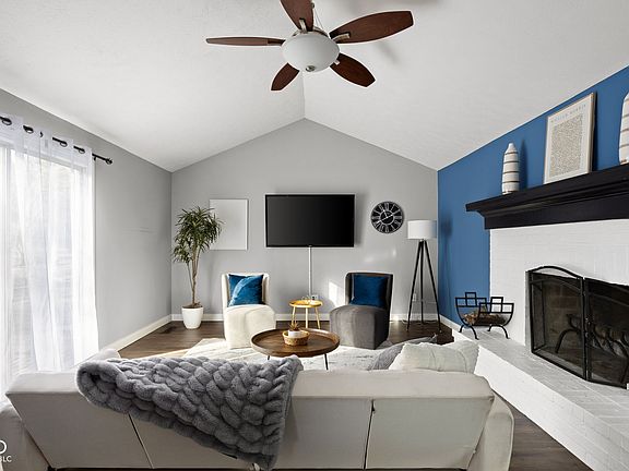 2nd image of 228 Aspen Way