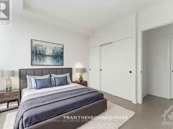 560 Rideau St, Ottawa, ON