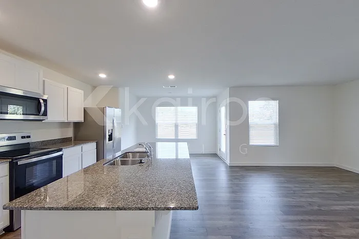 3918 Billie Ln NE — Photo 6