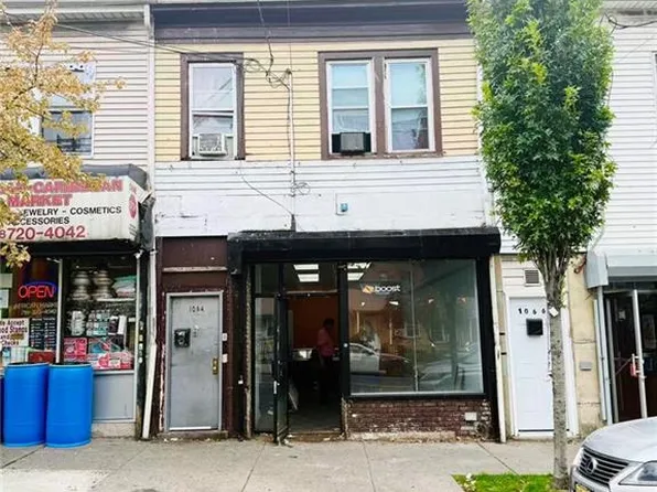 1064 Castleton Ave, Staten Island, NY 10310