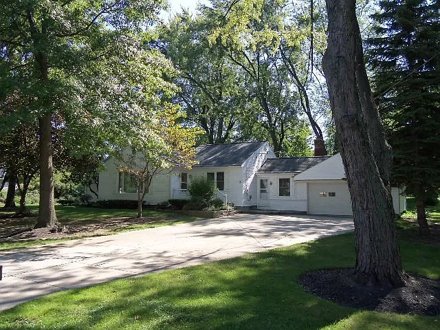 13 Park St photo 1