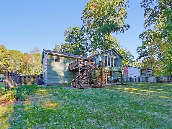 4th image of 38 Ledgewood Rd