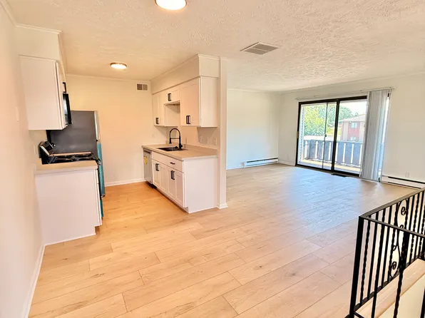 1820 Hudson Ave Unit 10, Rochester, NY 14617