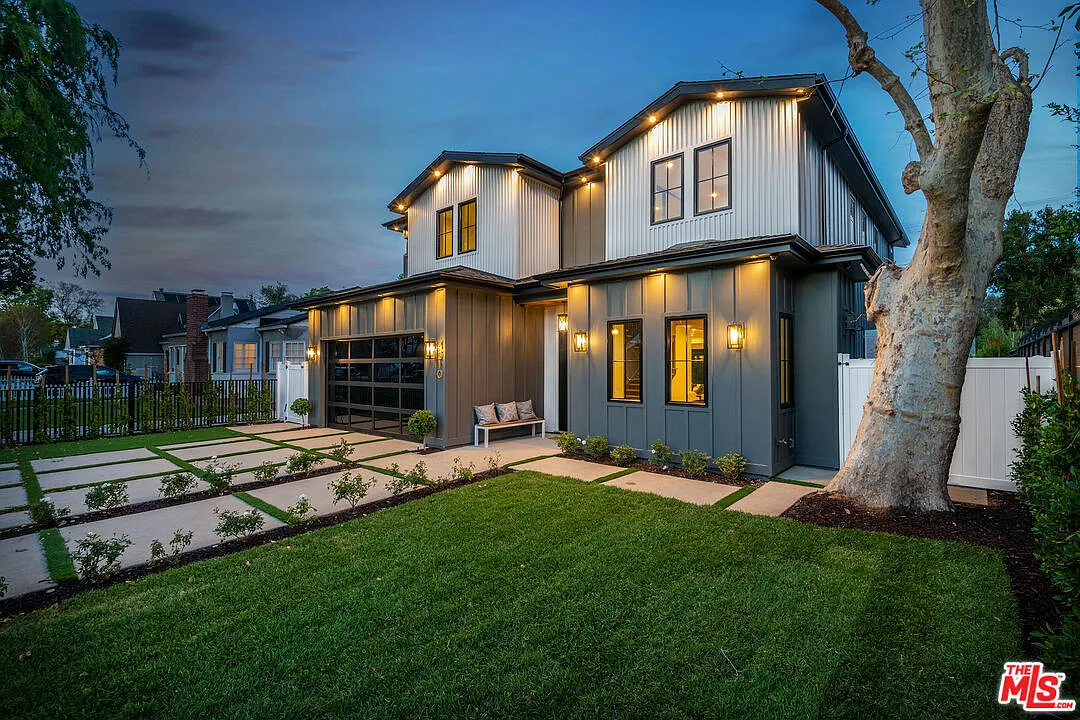 5 bed, 5.5 bath, 3581 sqft, $20,000 — Photo 3