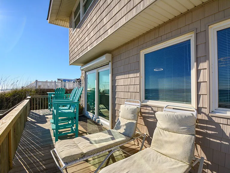110 Topsail Rd — Photo 26