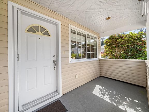 2nd image of 38 Eagle Ln