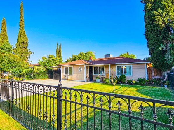1406 E Hampton Way, Fresno, CA 93704