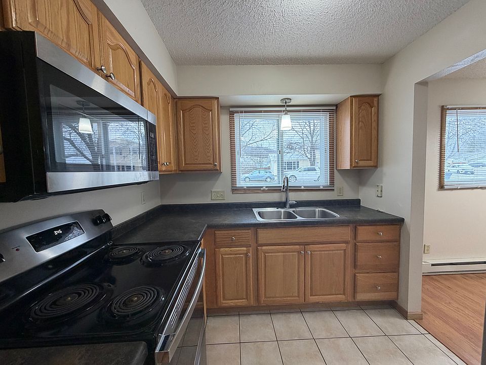 1st image of 611 Welshire Dr #C