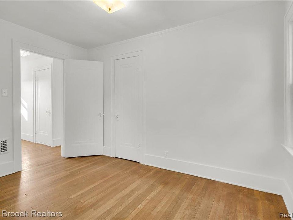 1218 Longfellow Ave, photo 19