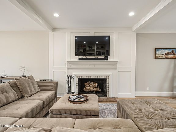 5th image of 5603 Timber Ridge Dr